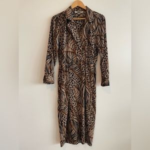 Vintage Argenti Animal Print Collared Dress
Size 8